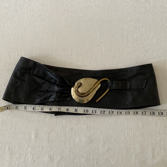 Designed and Handmade by LILLO Black Wide Soft Leather Belt - Picture 3 of 7